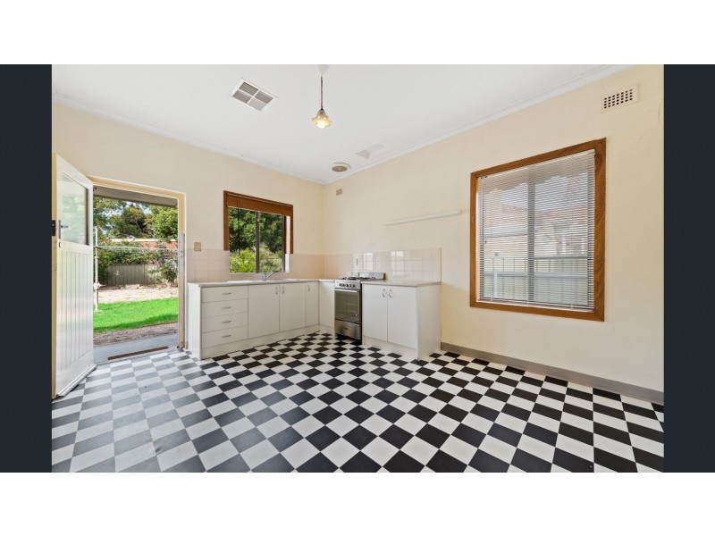 135 Oaklands Road, Warradale SA 5046