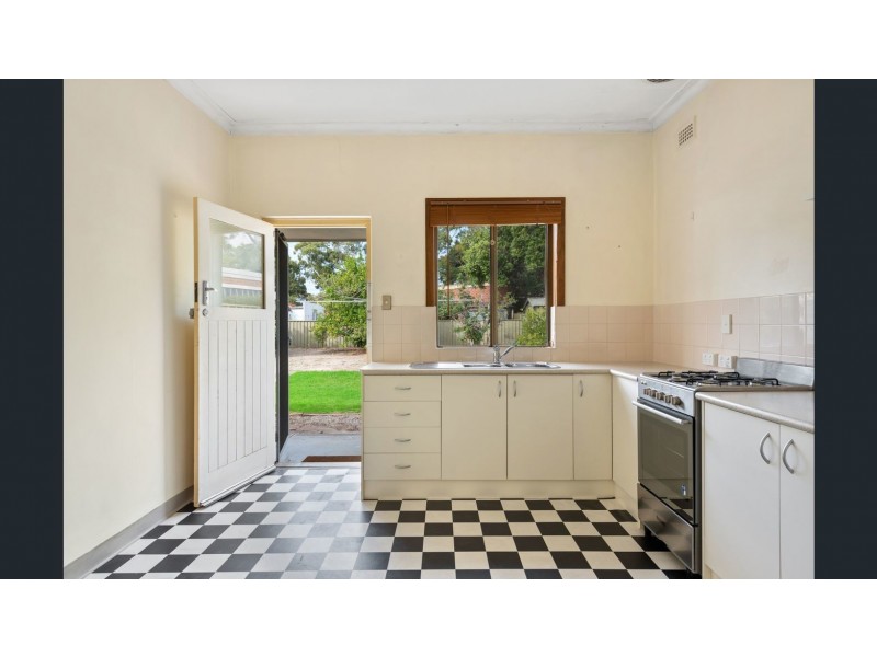 135 Oaklands Road, Warradale SA 5046