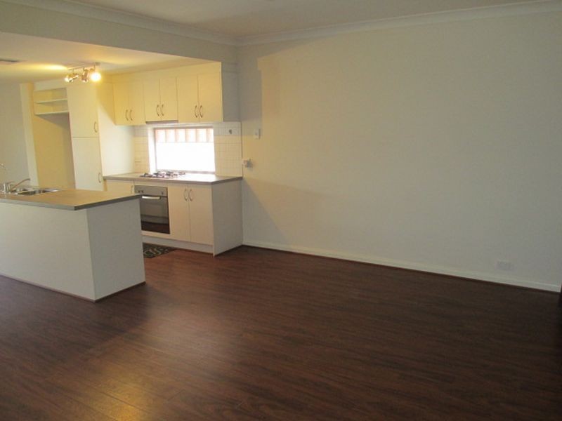 43 Fleming Crescent, Mansfield Park SA 5012