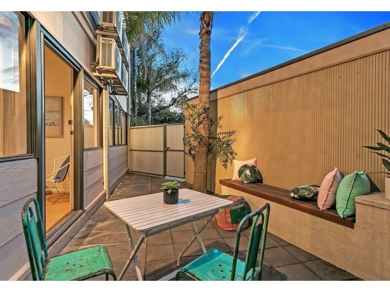 2/2 Owen Street, Plympton SA 5038