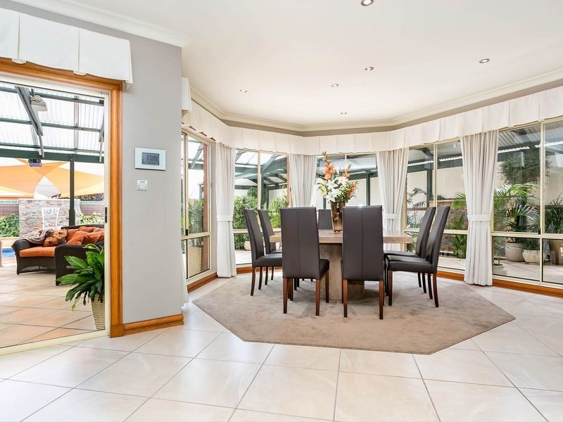 11 Spencer Court, Mawson Lakes SA 5095