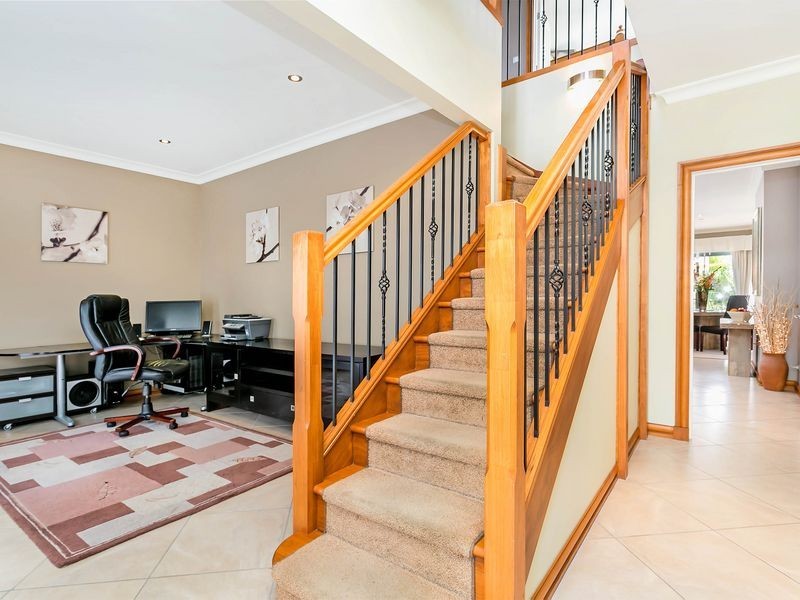 11 Spencer Court, Mawson Lakes SA 5095