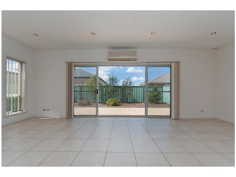 5 Waterton Lane, Mawson Lakes SA 5095