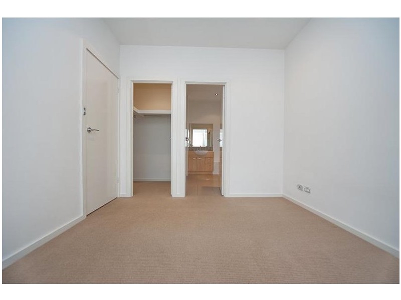 5 Waterton Lane, Mawson Lakes SA 5095