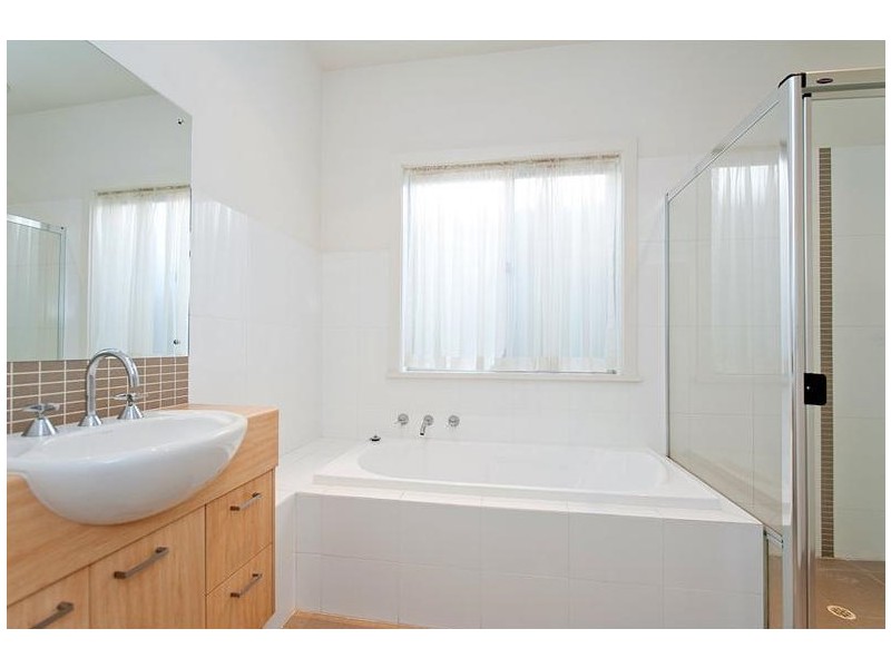 5 Waterton Lane, Mawson Lakes SA 5095