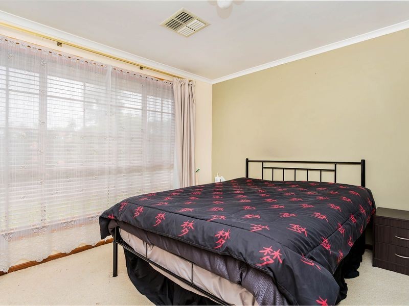25 Rosemary Avenue, Parafield Gardens SA 5107