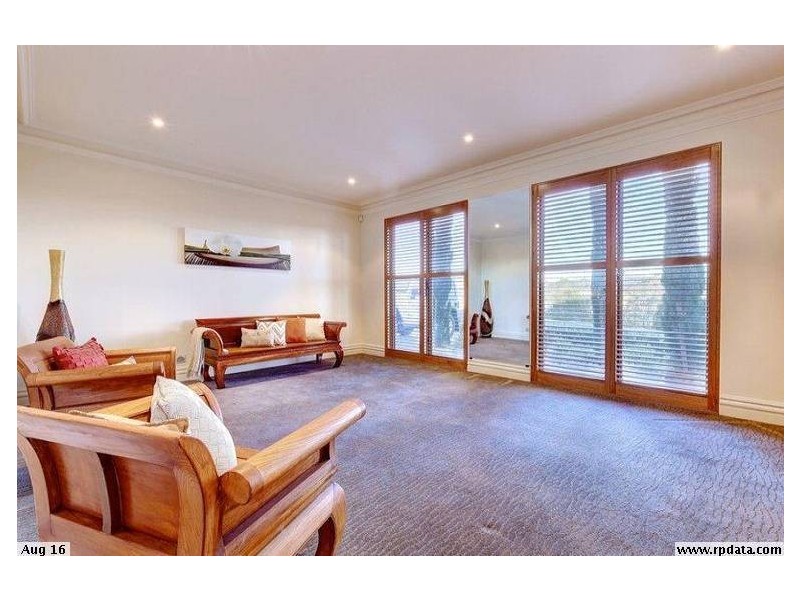 4 Waterhouse Court, Craigburn Farm SA 5051