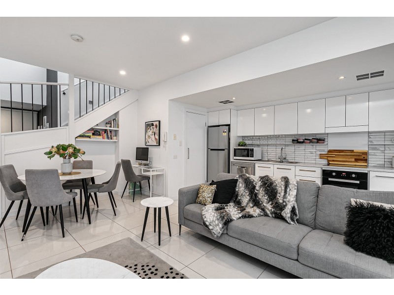 15/2a First Street, Brompton SA 5007