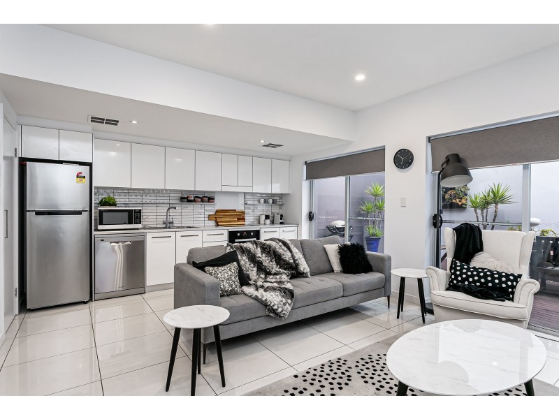 15/2a First Street, Brompton SA 5007