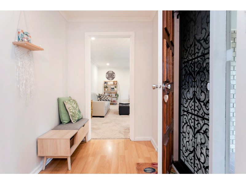 18 Fraser Avenue, Happy Valley SA 5159