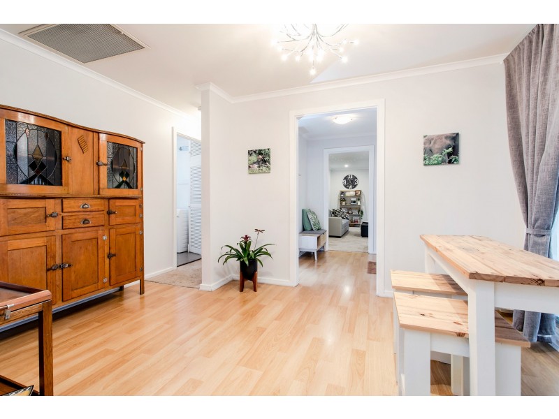 18 Fraser Avenue, Happy Valley SA 5159