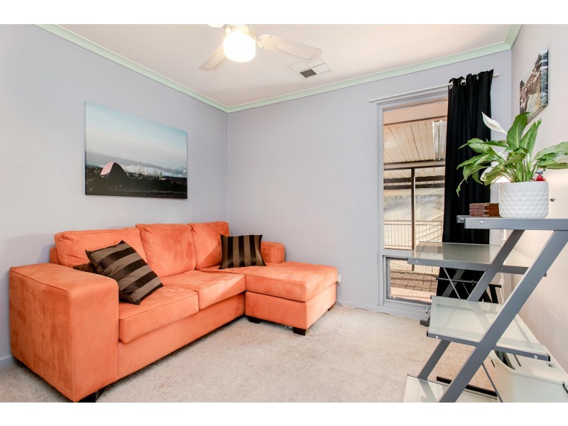 18 Fraser Avenue, Happy Valley SA 5159