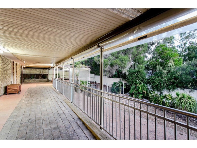 18 Fraser Avenue, Happy Valley SA 5159