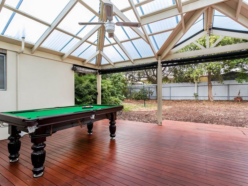 19 Nottingham Crescent, Valley View SA 5093