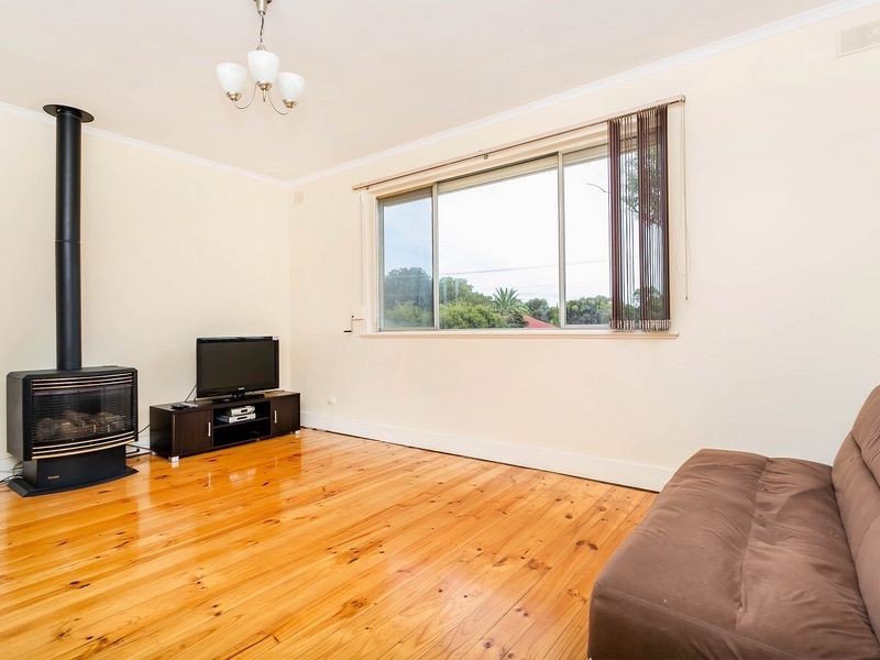 19 Nottingham Crescent, Valley View SA 5093