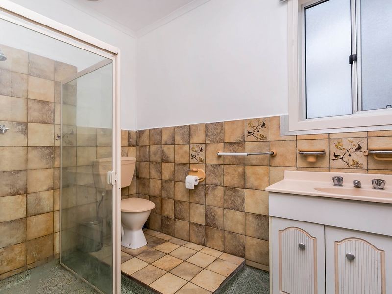 19 Nottingham Crescent, Valley View SA 5093