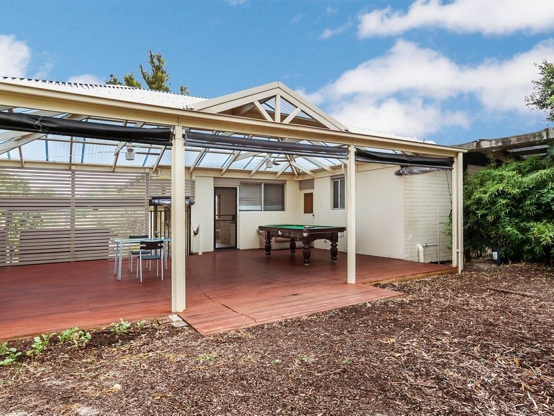 19 Nottingham Crescent, Valley View SA 5093