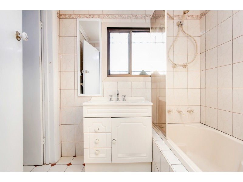 122 Cedar Avenue, Royal Park SA 5014