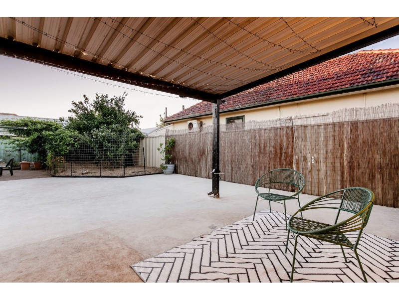 122 Cedar Avenue, Royal Park SA 5014