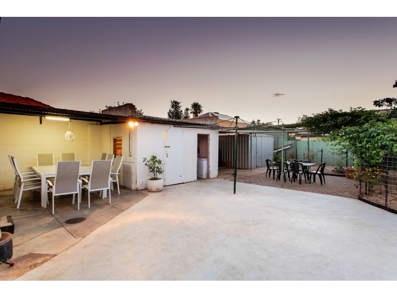 122 Cedar Avenue, Royal Park SA 5014