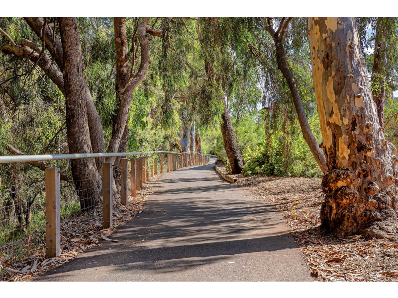 300 & 301/58 Kanbara Street, Flinders Park SA 5025