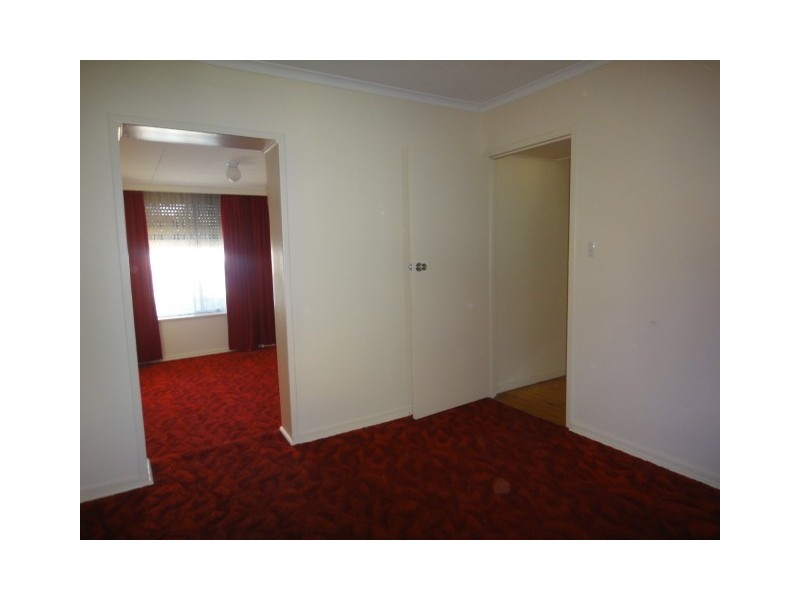 1 Joseph Avenue, Fulham Gardens SA 5024