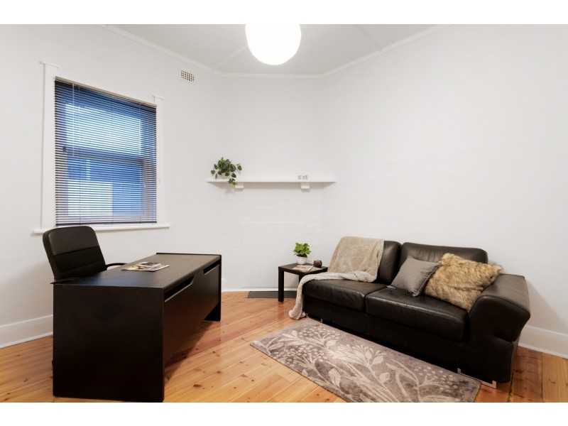 18 Bolingbroke Avenue, Devon Park SA 5008