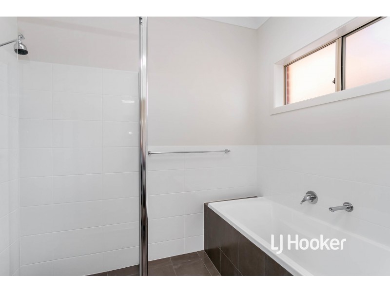 10a Sylvia Street, Blair Athol SA 5084