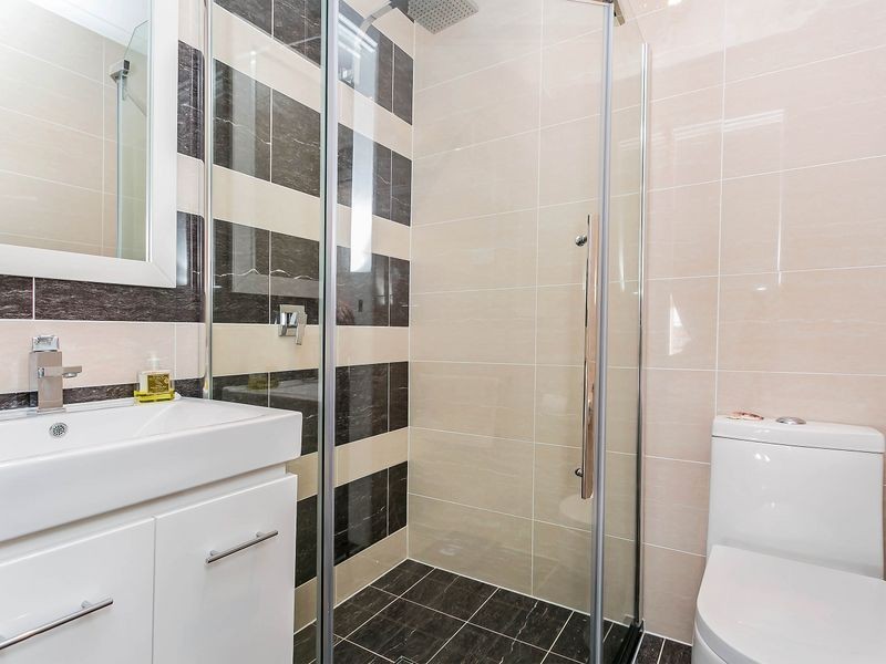 5b Royal Terrace, Royal Park SA 5014