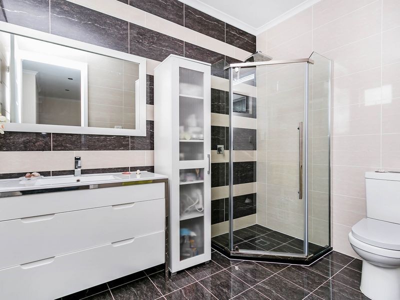 5b Royal Terrace, Royal Park SA 5014