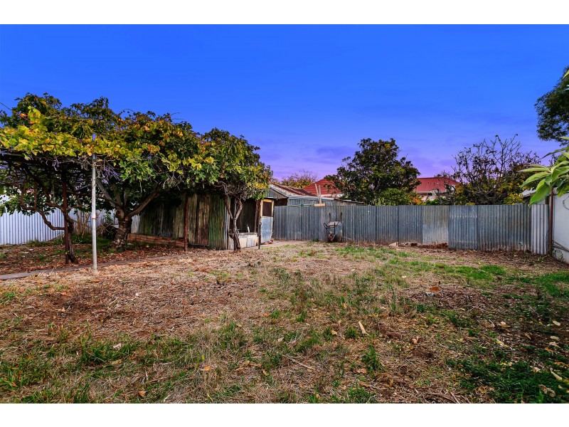 27 Clifford Street, Torrensville SA 5031