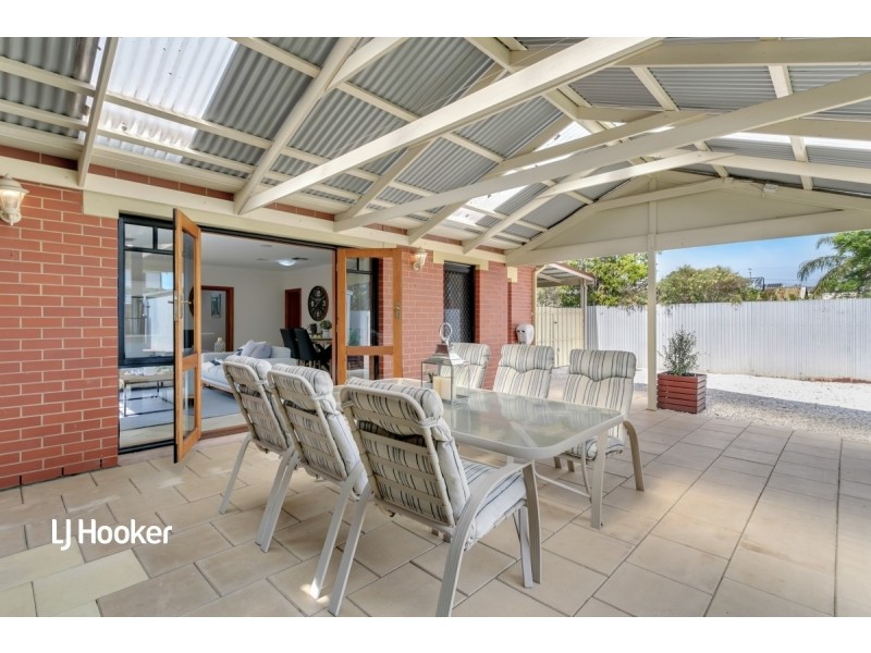 14 Coombe Road, Allenby Gardens SA 5009