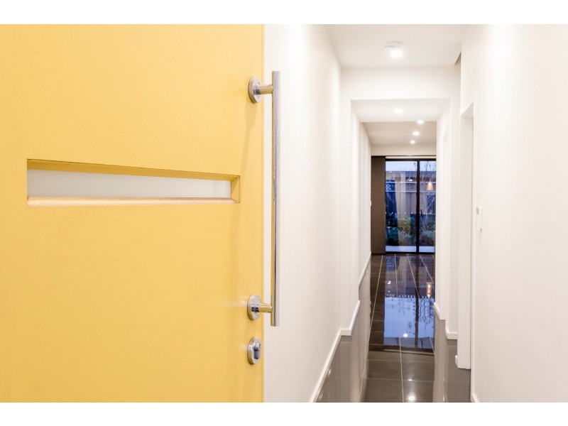 39 Trainer Street, St Clair SA 5280