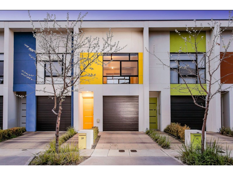 39 Trainer Street, St Clair SA 5280