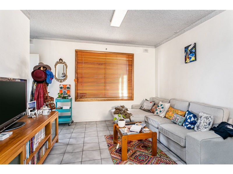 8/417 Seaview Road, Henley Beach SA 5022