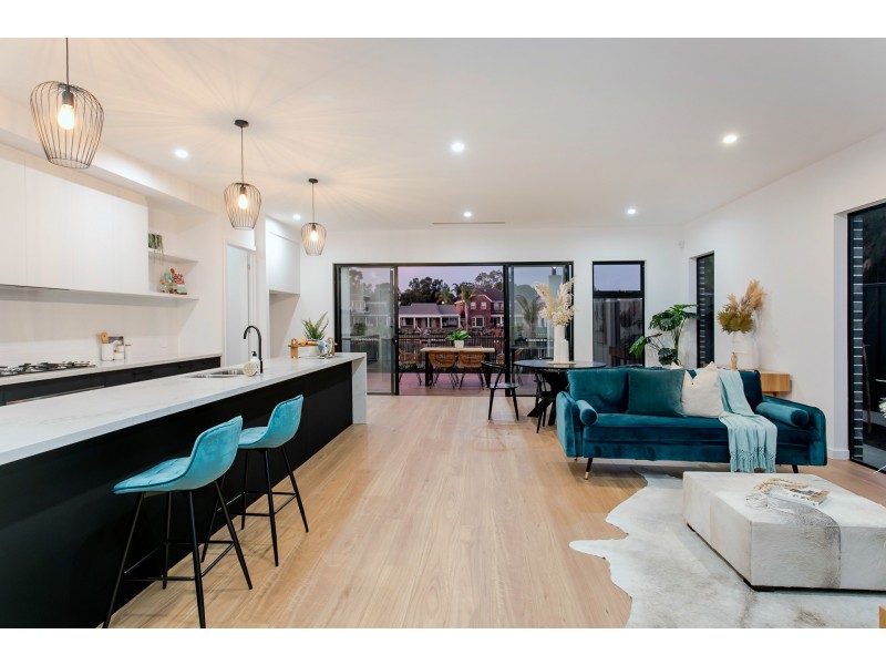 Res 1 of/6 Allerdice Court, West Lakes SA 5021