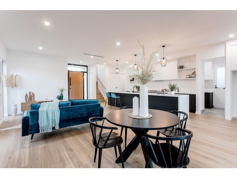 Res 1 of/6 Allerdice Court, West Lakes SA 5021