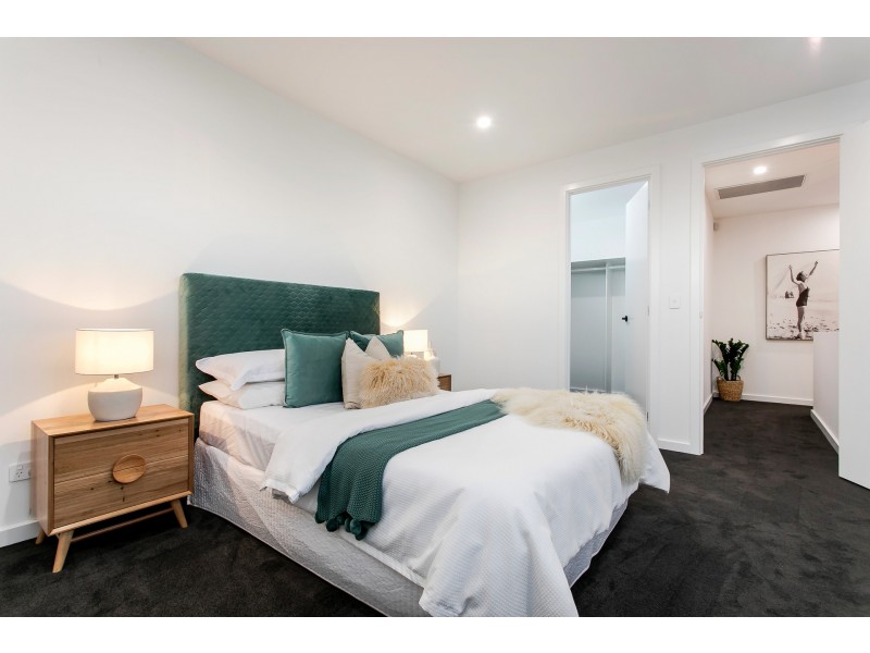 Res 1 of/6 Allerdice Court, West Lakes SA 5021