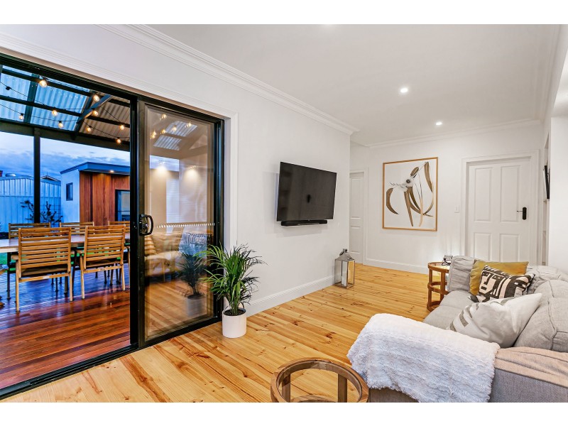 14 Andrew Street, Hendon SA 5014