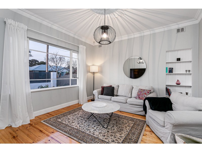 14 Andrew Street, Hendon SA 5014