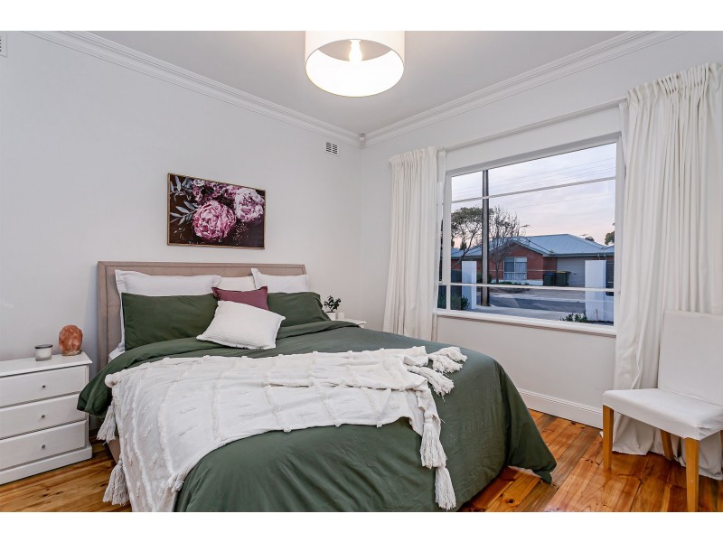 14 Andrew Street, Hendon SA 5014