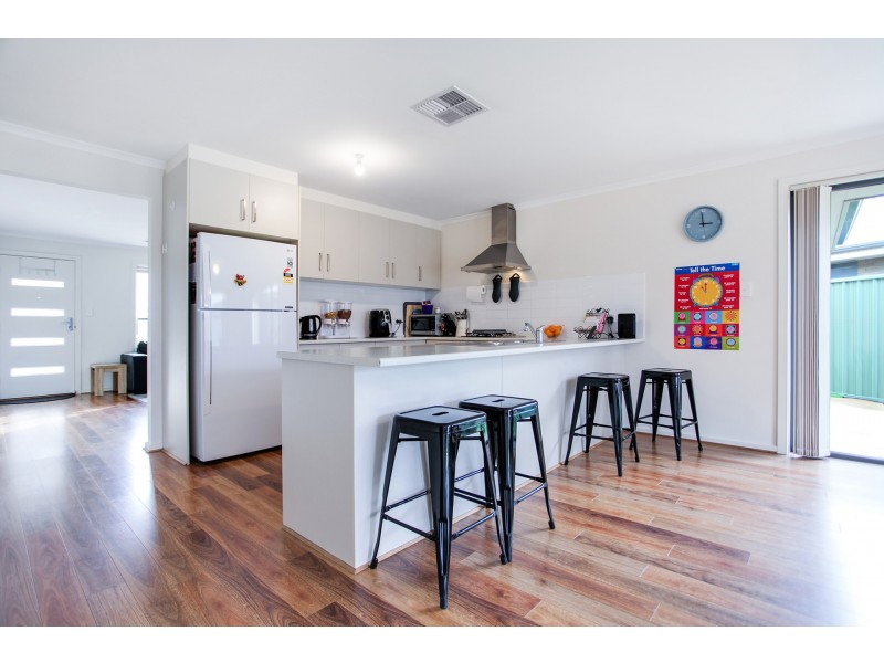 44 Chestnut Drive, Parafield Gardens SA 5107