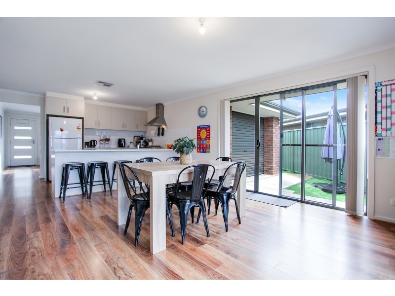 44 Chestnut Drive, Parafield Gardens SA 5107