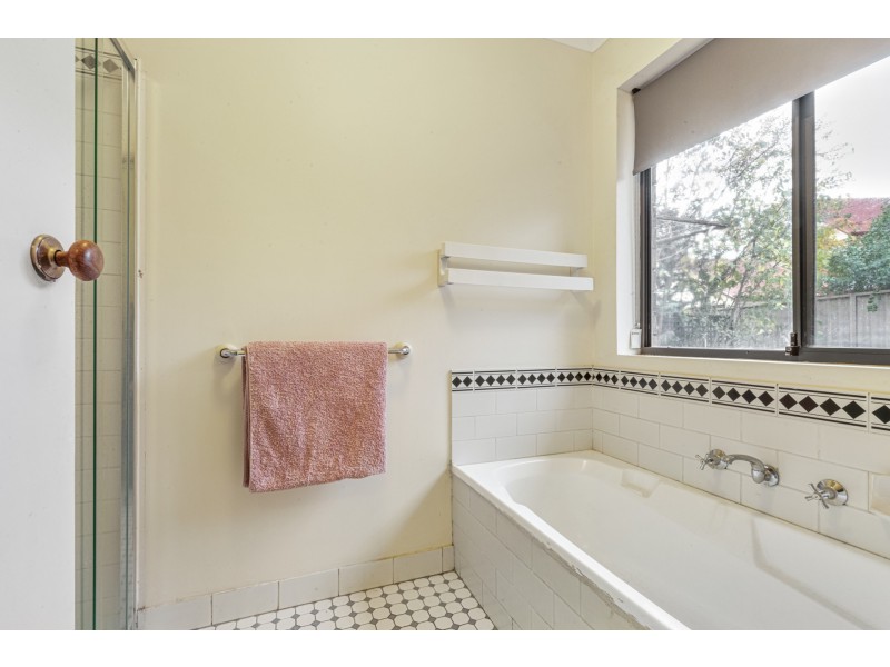 14 Carrondown Walk, Brompton SA 5007