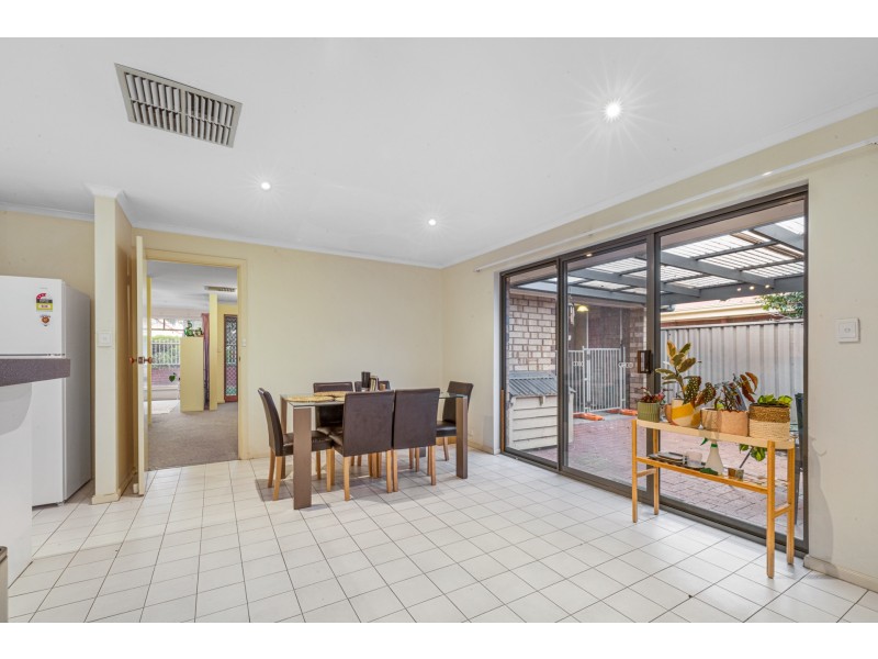 14 Carrondown Walk, Brompton SA 5007