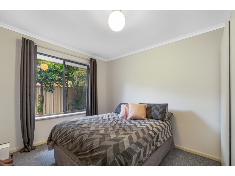 14 Carrondown Walk, Brompton SA 5007