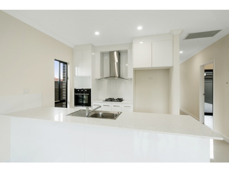 37A-37B Hoods Road, Northfield SA 5085