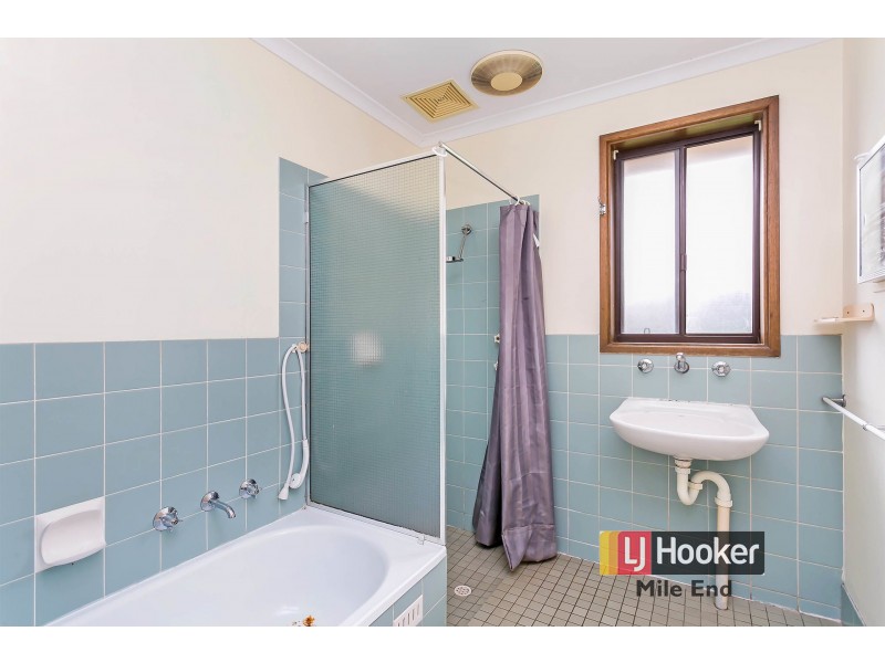 25 Parramatta Drive, Morphett Vale SA 5162