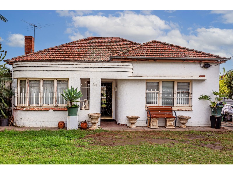 205 North East Road, Hampstead Gardens SA 5086