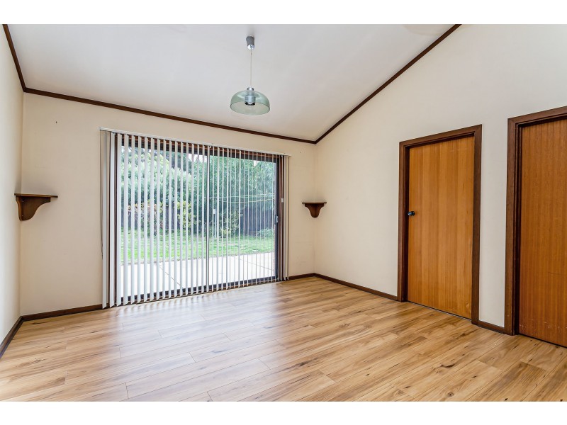 4 Lisa Place, Grange SA 5022